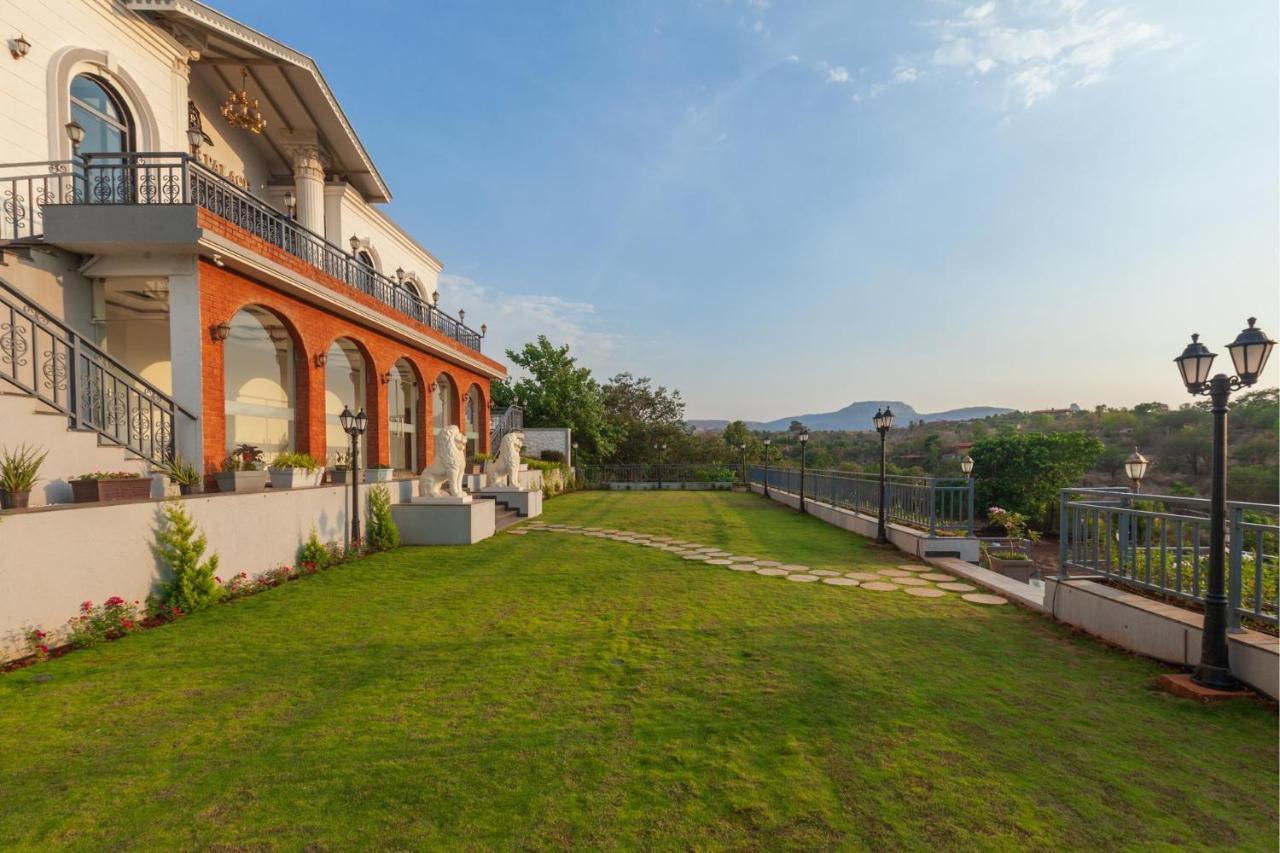 Bellevue Palace By Stayvista - Lavish Abode With A Pool, Landscaped Lawn, Gazebo & Adventure Activities นาสิก ภายนอก รูปภาพ